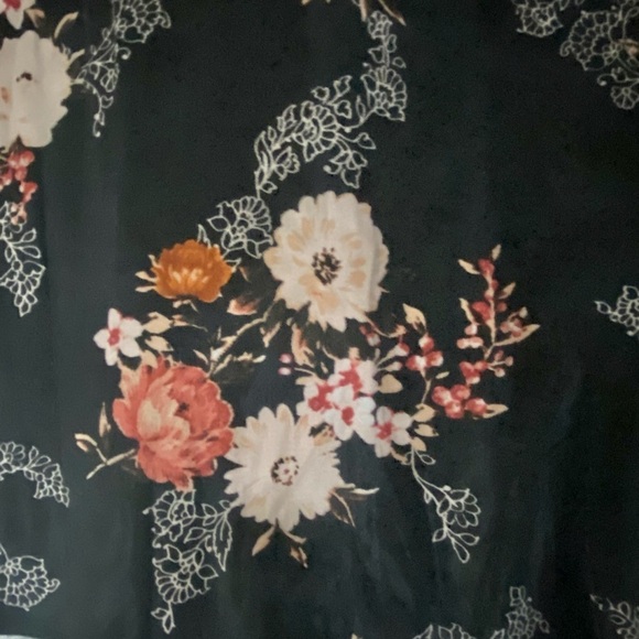 Torrid floral tulle overlay A-line skirt, Sz. 4X - Picture 9 of 9